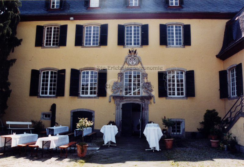 Schloss Lüftelberg Außenansicht